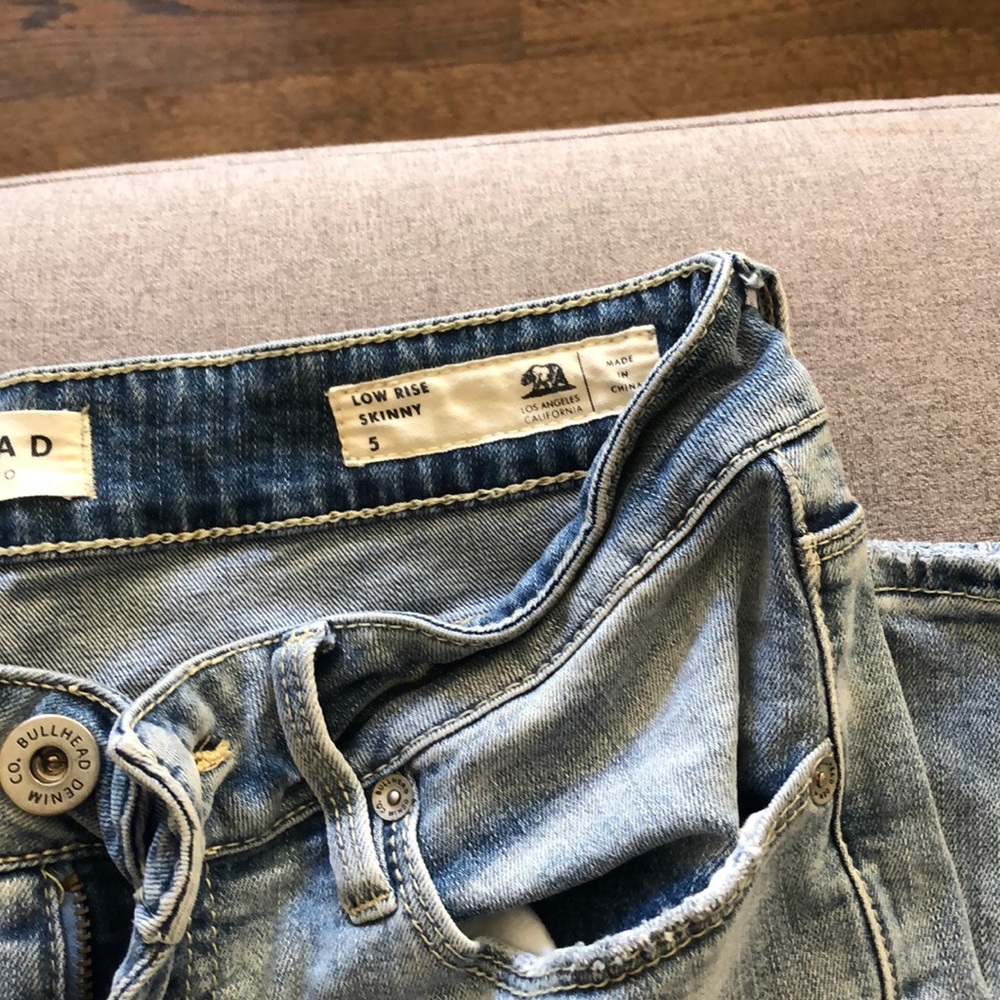 Jeans - Picture 2 of 4